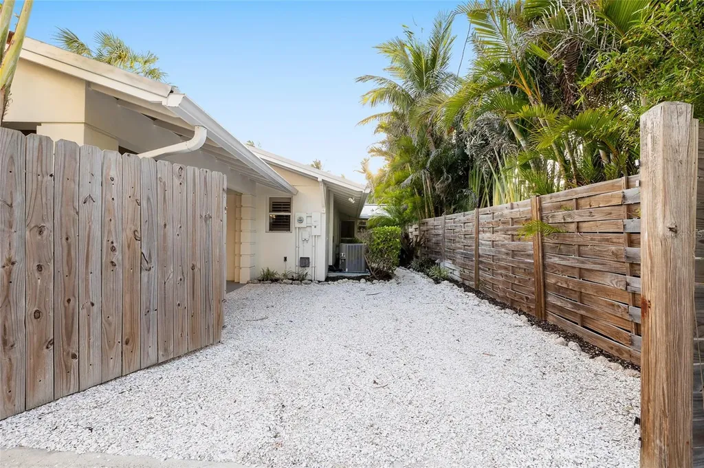350 Gilchrist Avenue Boca Grande FL 33921