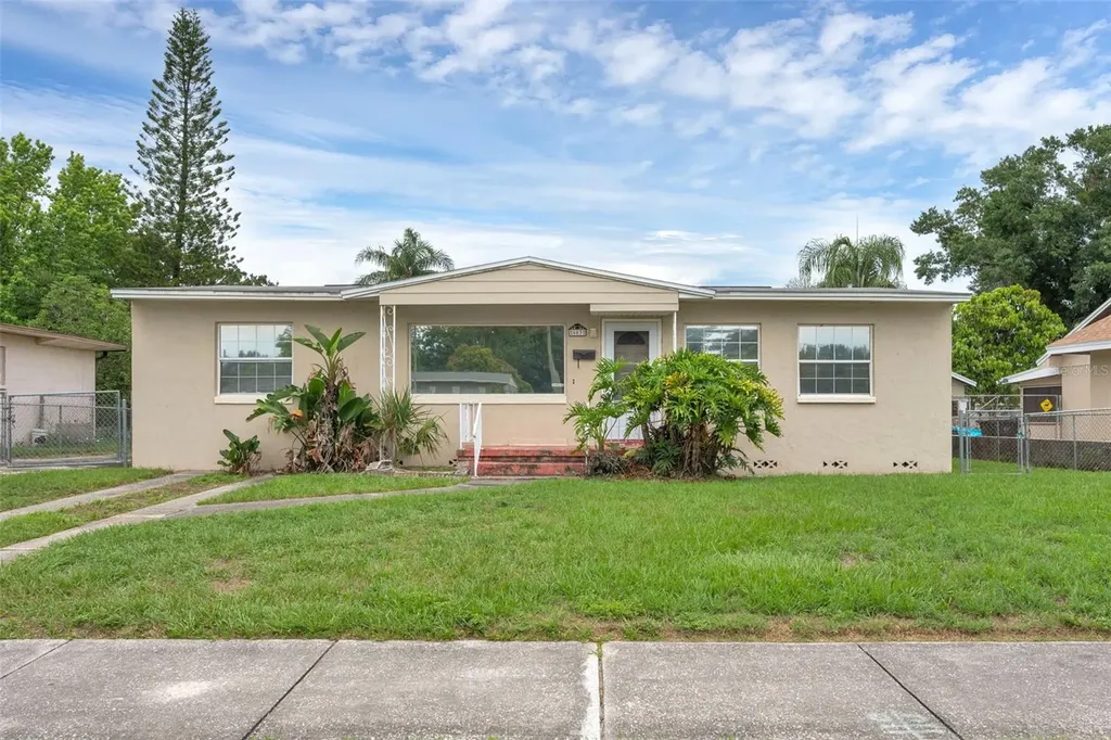 663 Romano Avenue Orlando FL 32807