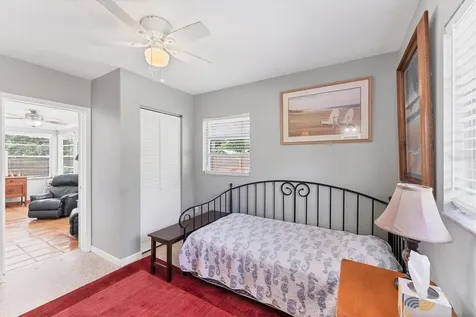 304 34th Street W Bradenton FL 34205