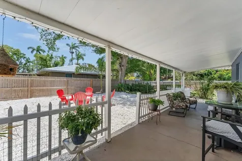 304 34th Street W Bradenton FL 34205