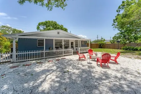 304 34th Street W Bradenton FL 34205