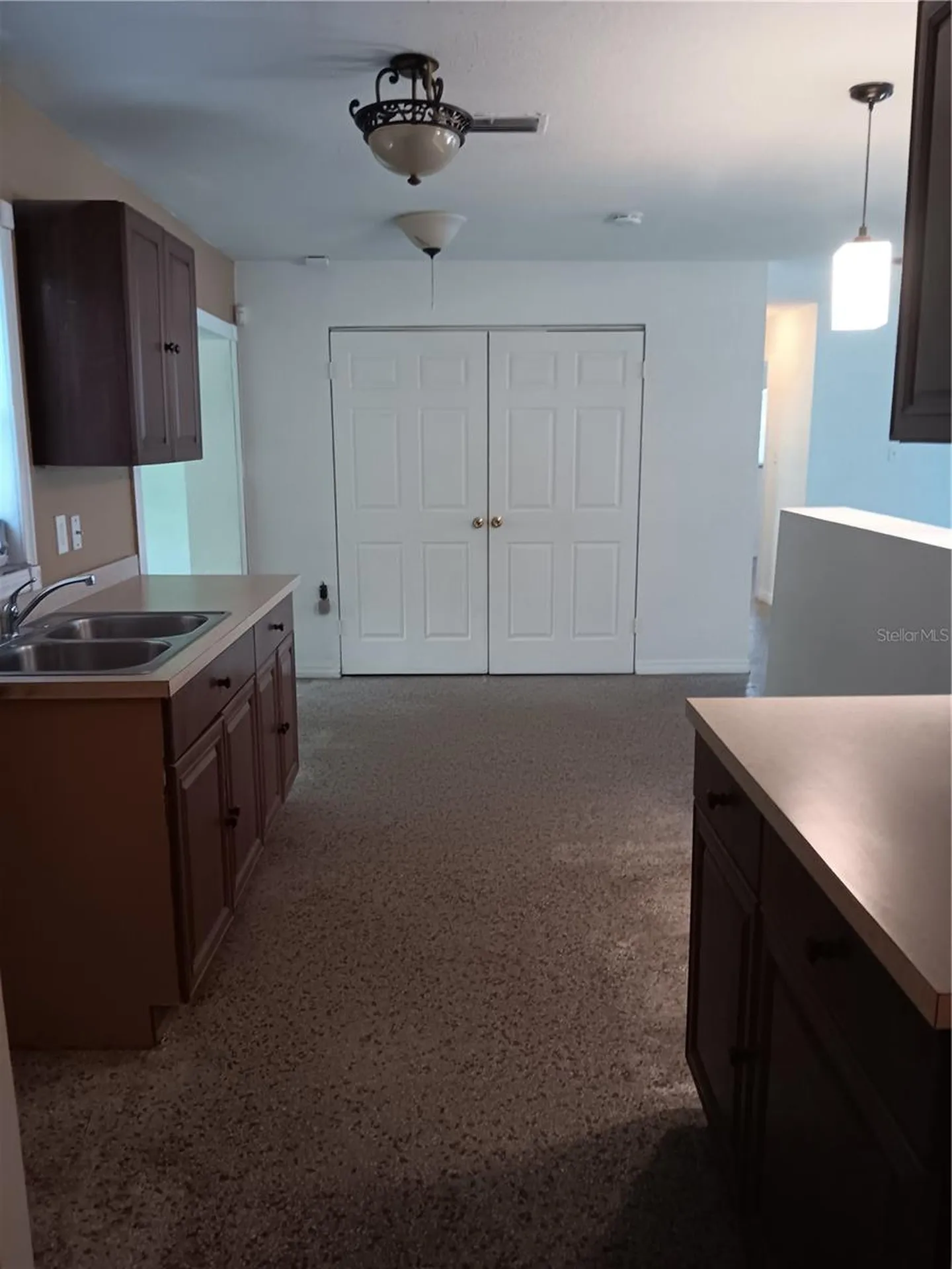 2103 Mantilla Avenue Orlando FL 32811