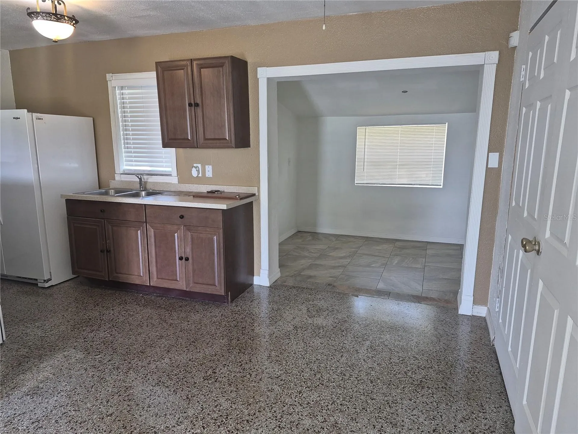 2103 Mantilla Avenue Orlando FL 32811