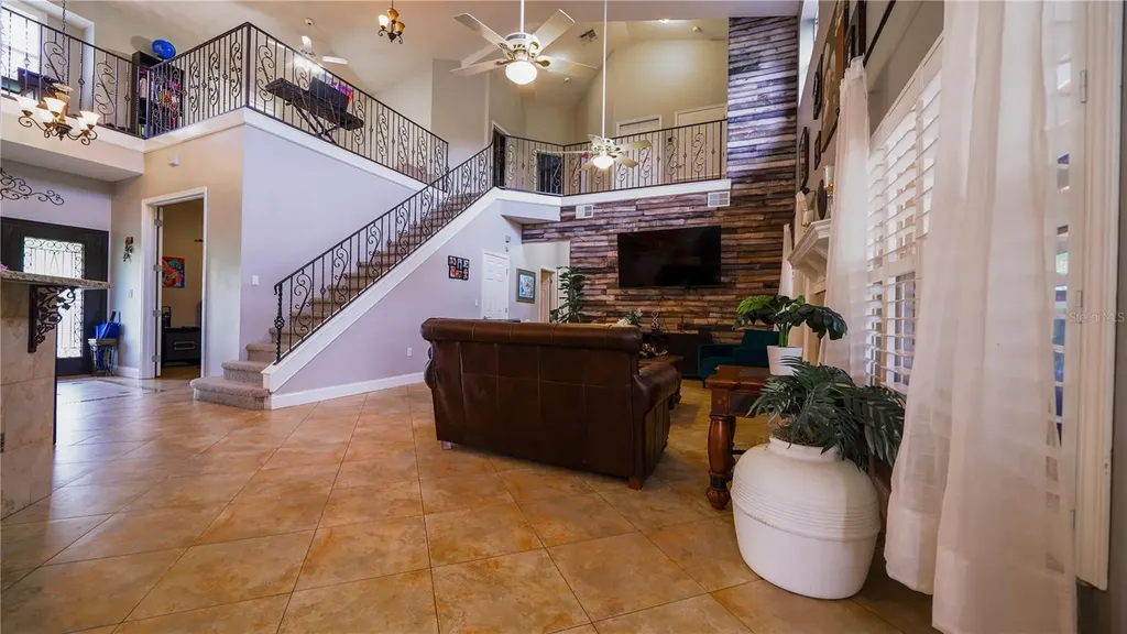 2851 Granada Boulevard Kissimmee FL 34746