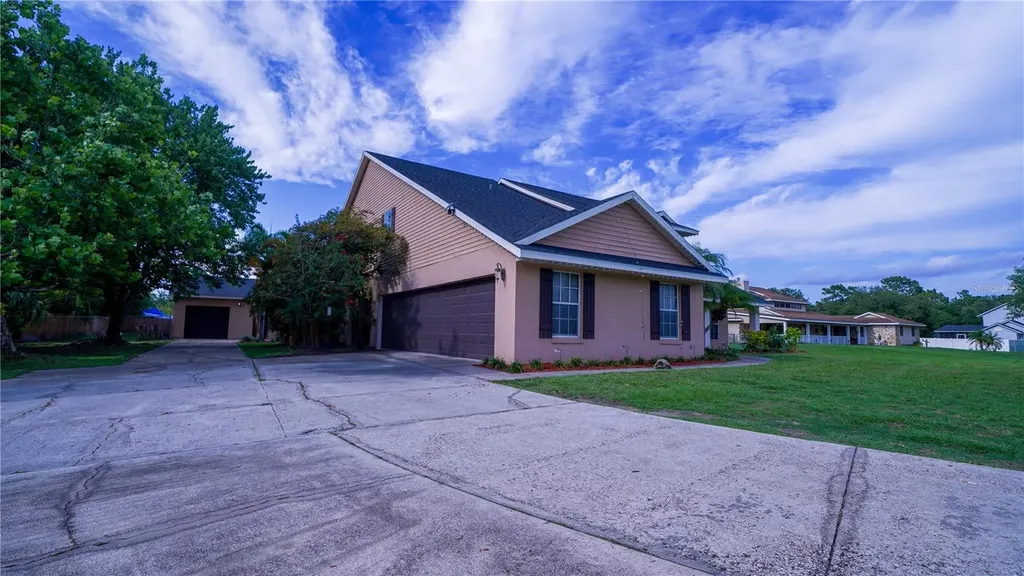 2851 Granada Boulevard Kissimmee FL 34746