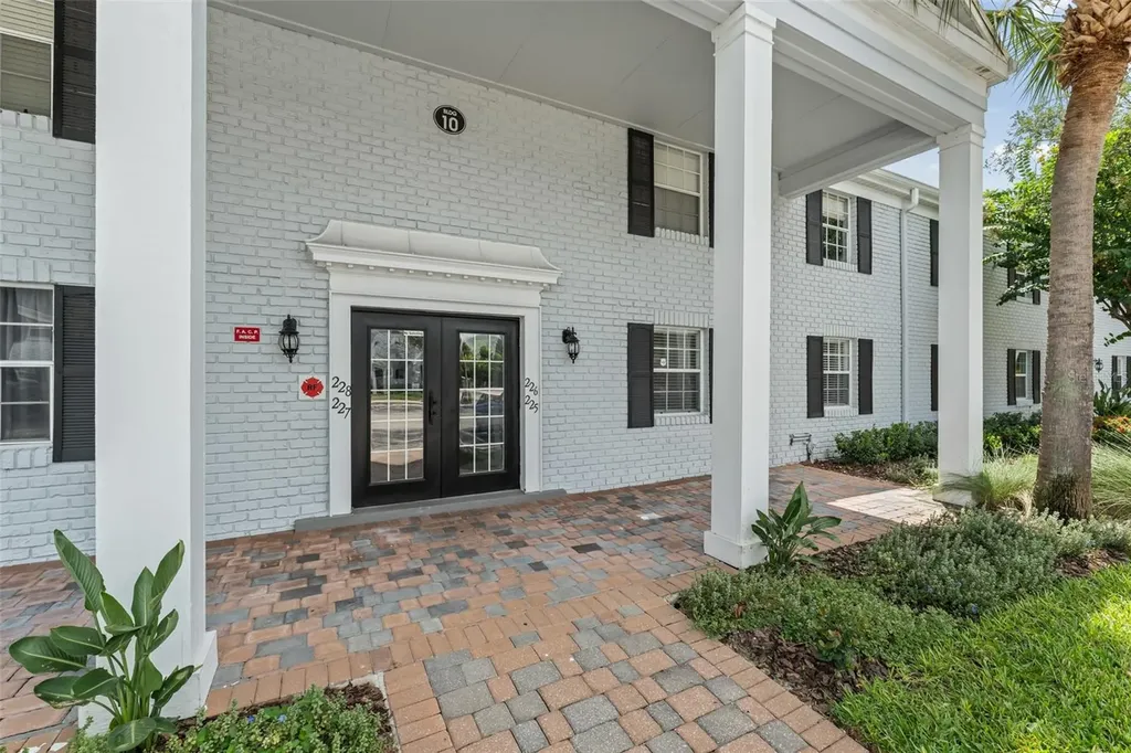 225 Lewfield Circle Winter Park FL 32792