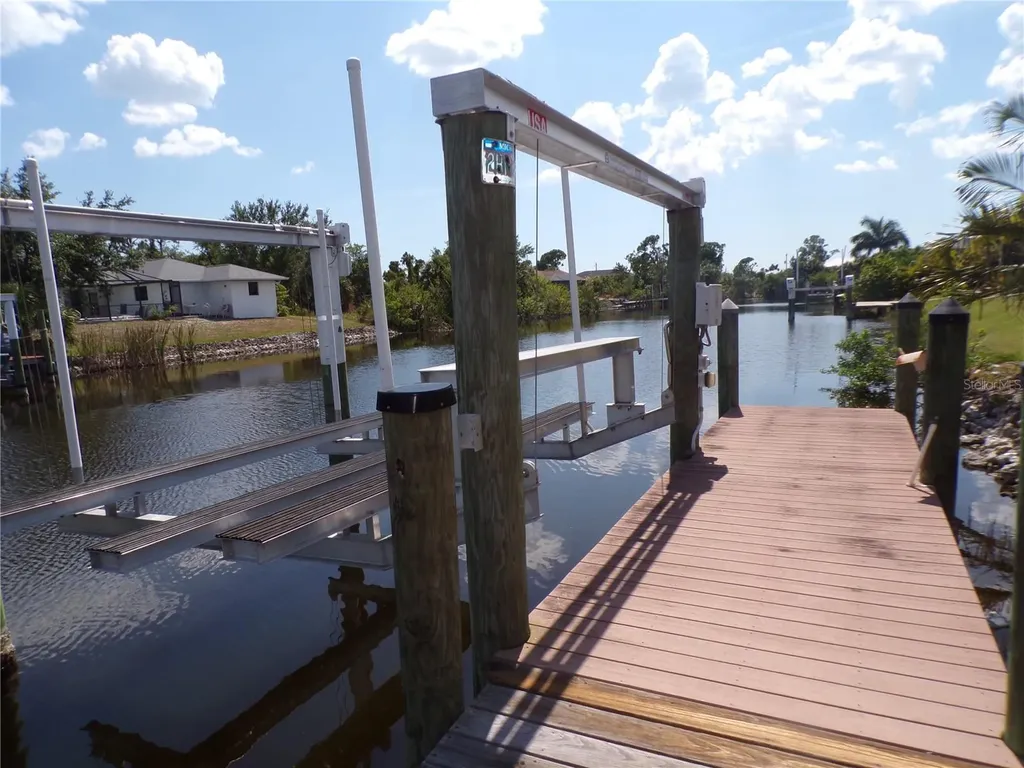 15624 Hennipen Circle Port Charlotte FL 33981