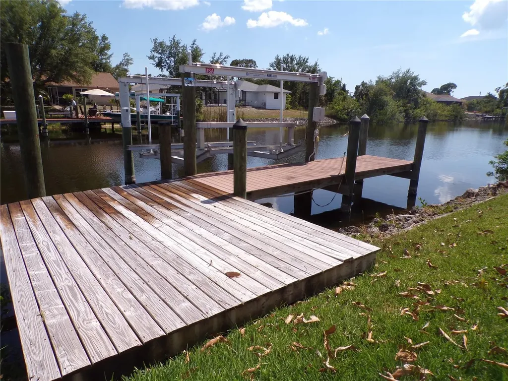 15624 Hennipen Circle Port Charlotte FL 33981