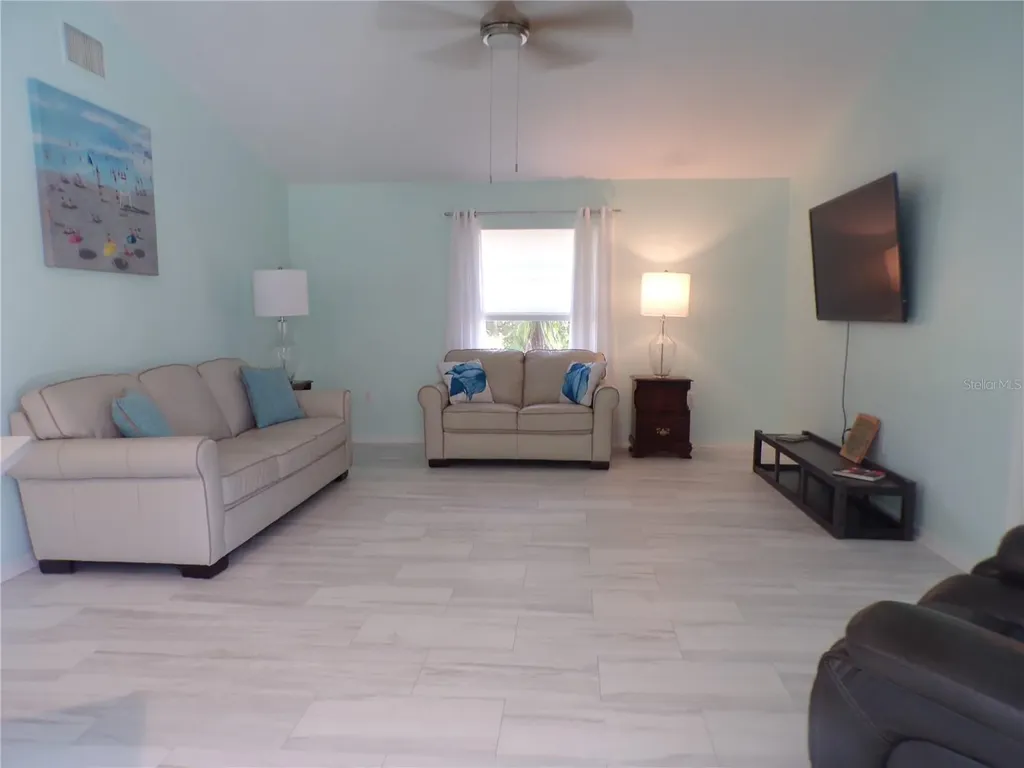15624 Hennipen Circle Port Charlotte FL 33981