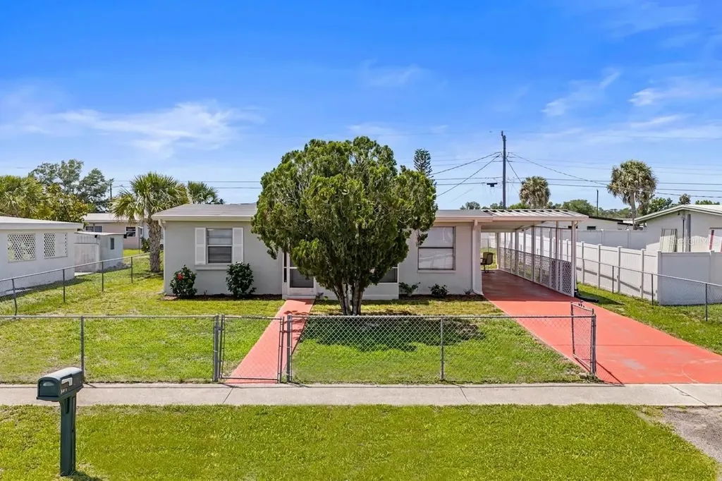 8725 Aero Avenue North Port FL 34287