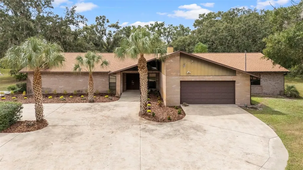 309 Hidden Lake Drive Brandon FL 33511