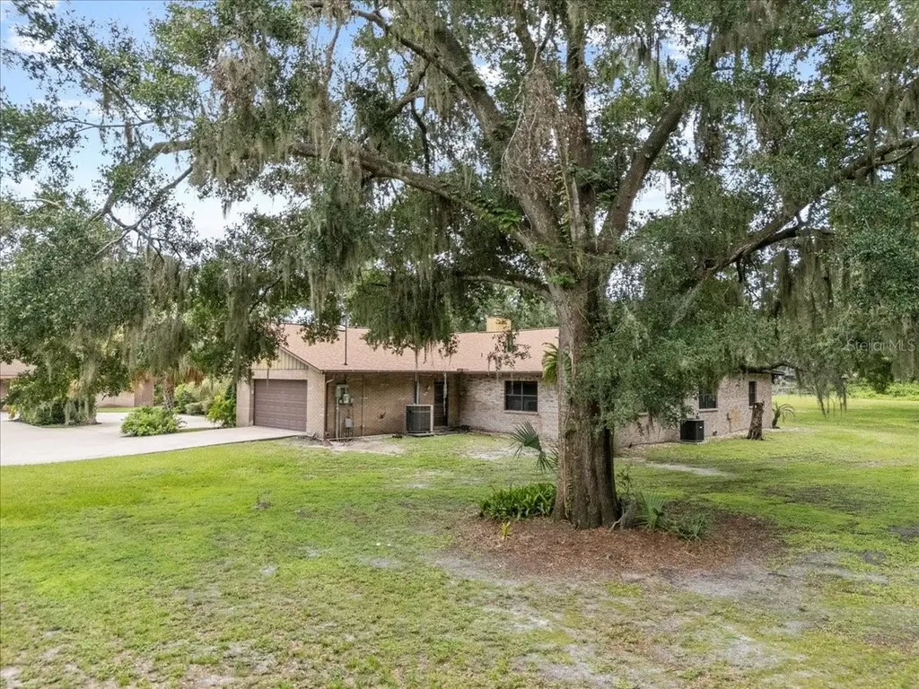 309 Hidden Lake Drive Brandon FL 33511