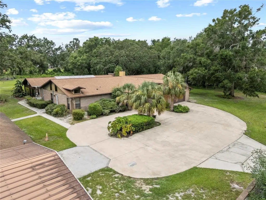 309 Hidden Lake Drive Brandon FL 33511