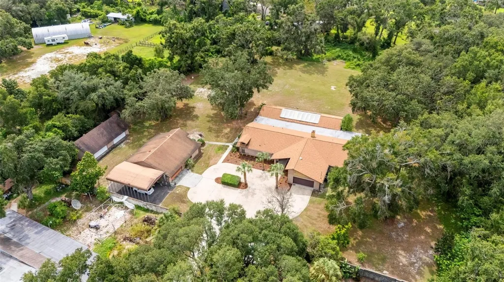 309 Hidden Lake Drive Brandon FL 33511