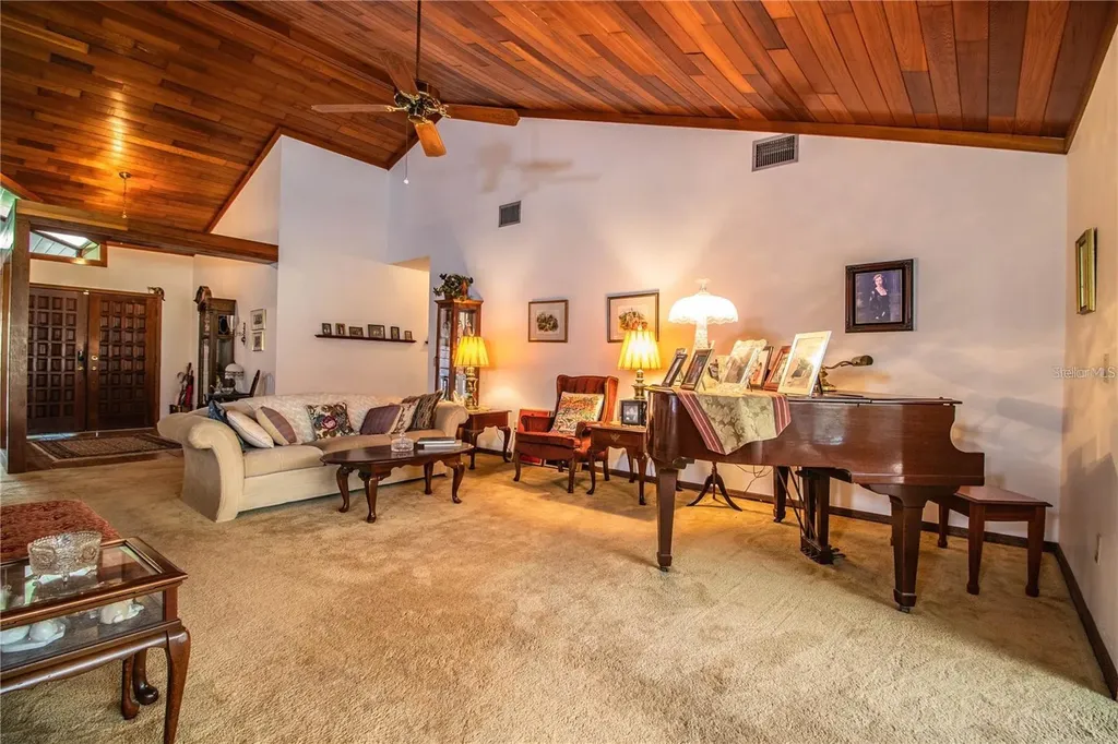 309 Hidden Lake Drive Brandon FL 33511