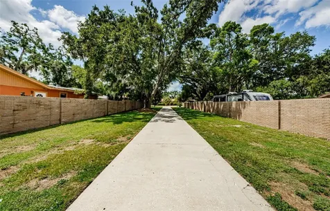 309 Hidden Lake Drive Brandon FL 33511