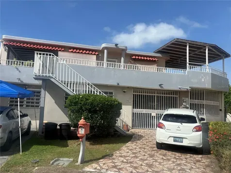 402 Urb Country Club Md18 Carolina PR 00979