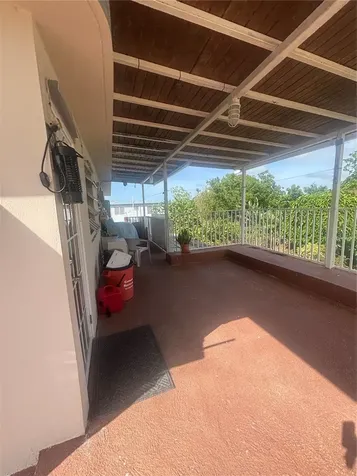 402 Urb Country Club Md18 Carolina PR 00979