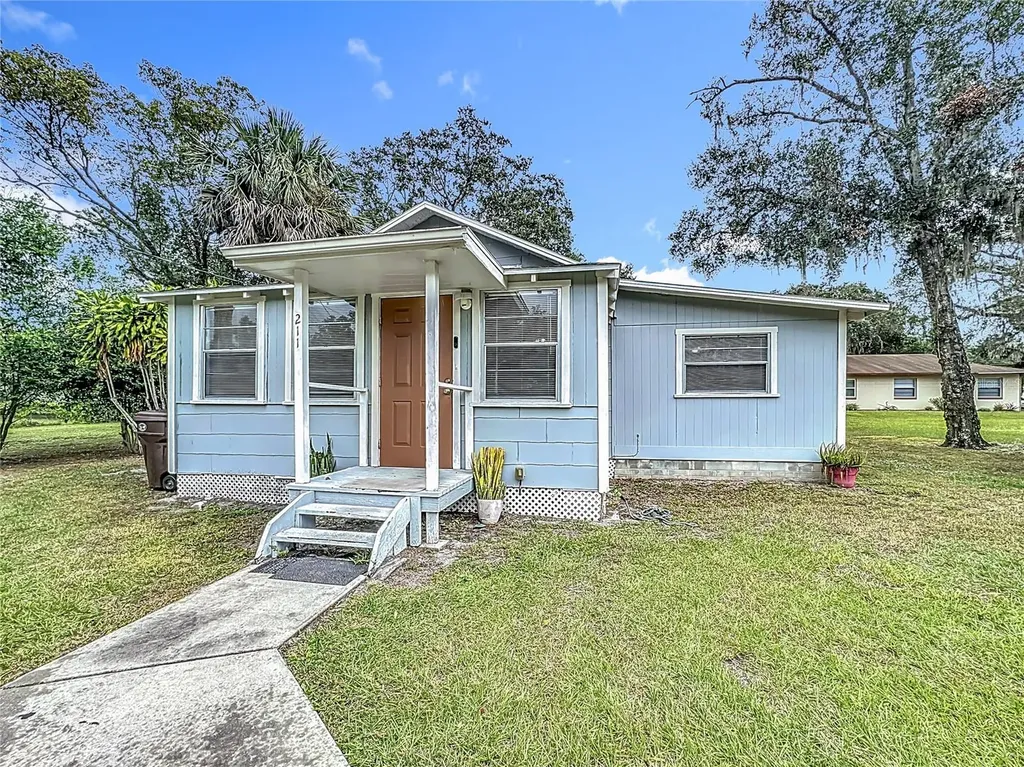 211 N Randolph Avenue Kissimmee FL 34741