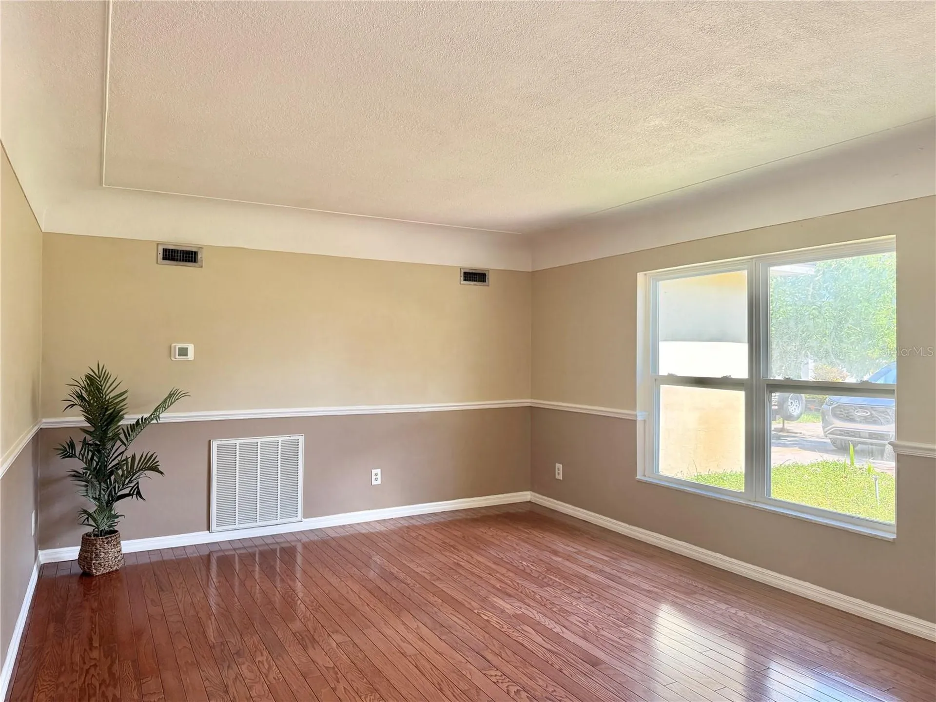 2523 Krueger Lane Tampa FL 33618