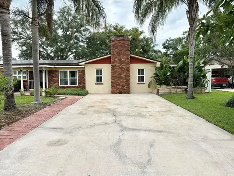 2523 Krueger Lane Tampa FL 33618