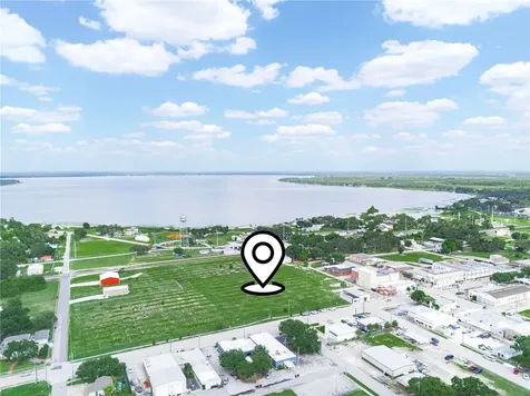 N Scenic Highway Frostproof FL 33843