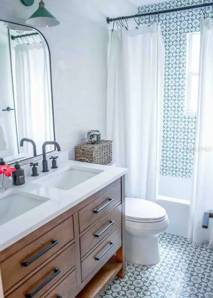 2433 Lydia Way New Smyrna Beach FL 32168