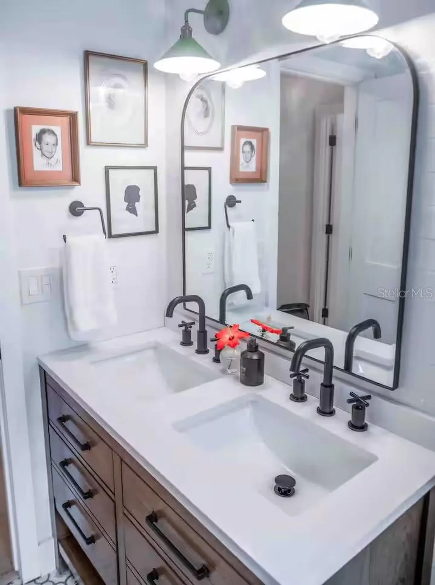 2433 Lydia Way New Smyrna Beach FL 32168