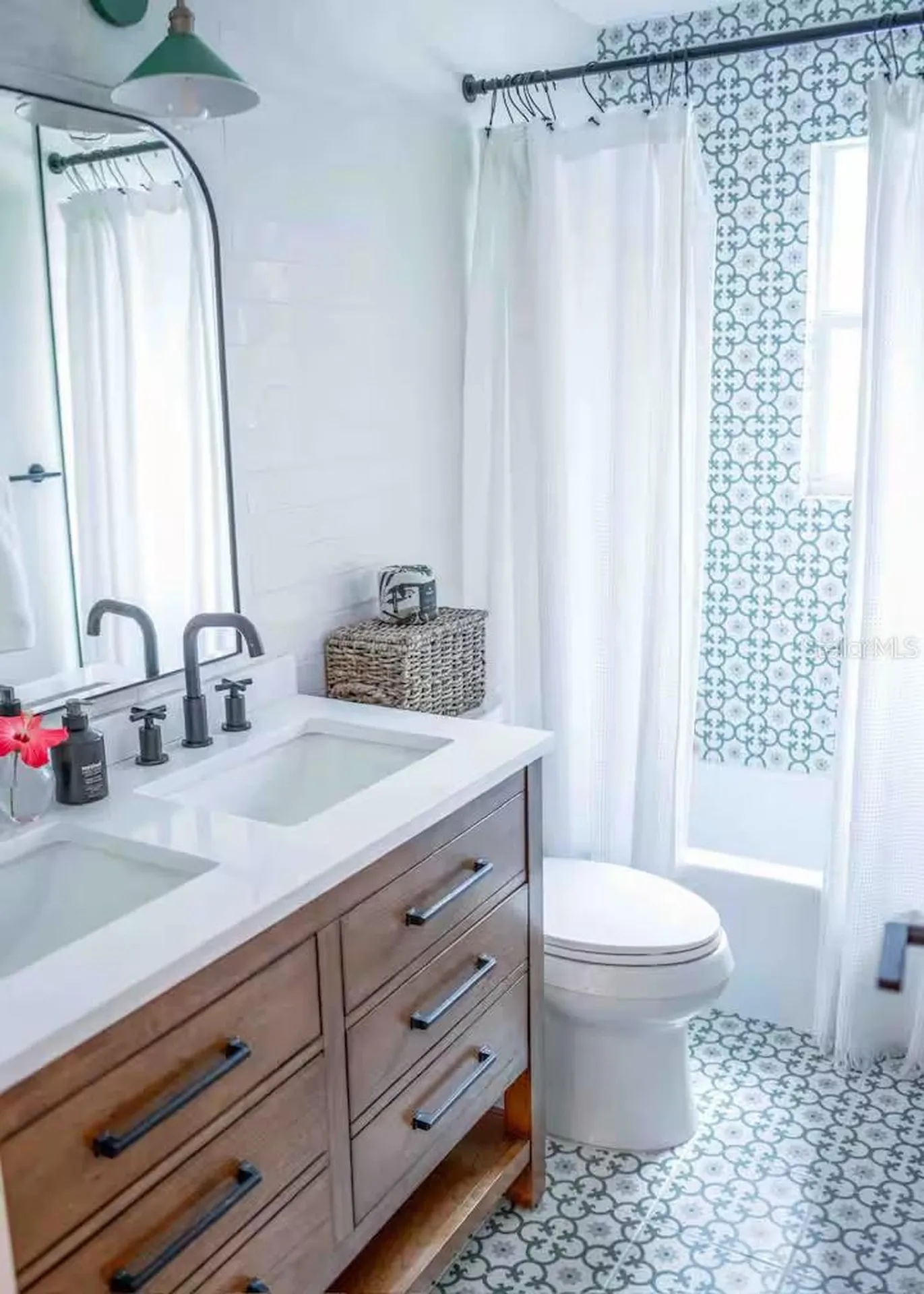 2433 Lydia Way New Smyrna Beach FL 32168