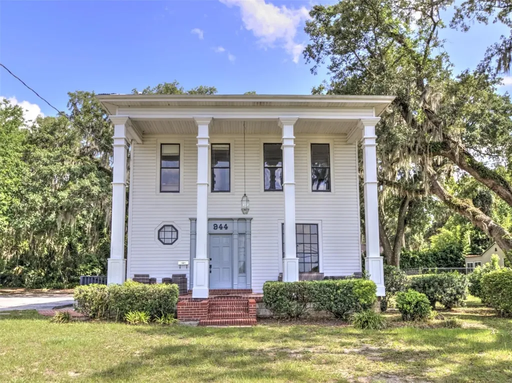 944 E Silver Springs Boulevard Ocala FL 34470