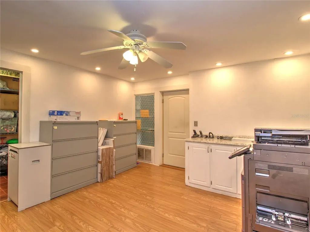 944 E Silver Springs Boulevard Ocala FL 34470