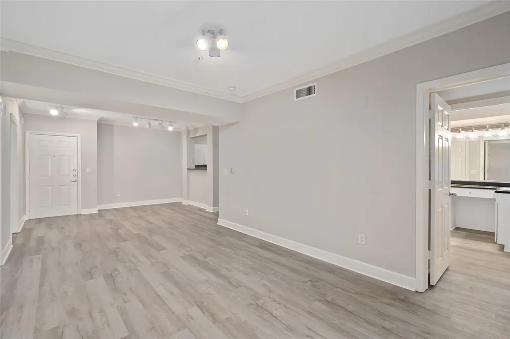 206 E South Street Orlando FL 32801