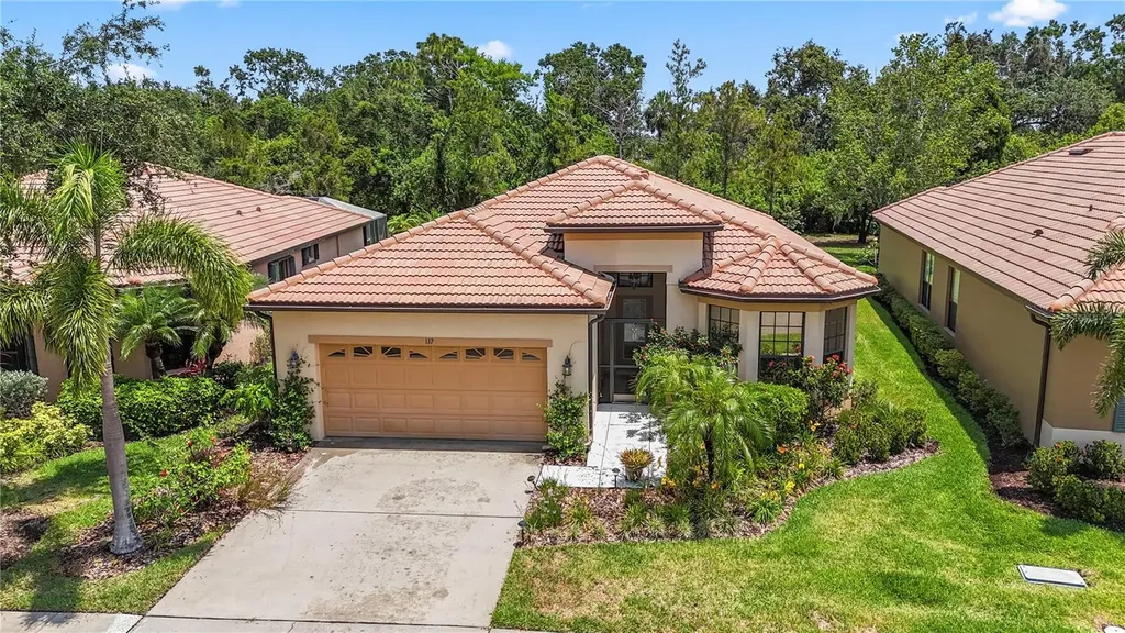 137 Silver Falls Drive Apollo Beach FL 33572