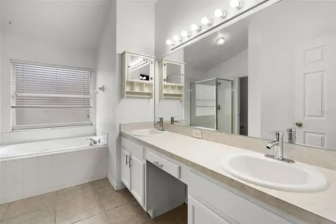 142 Stonegate Pass Davenport FL 33897