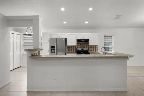 142 Stonegate Pass Davenport FL 33897