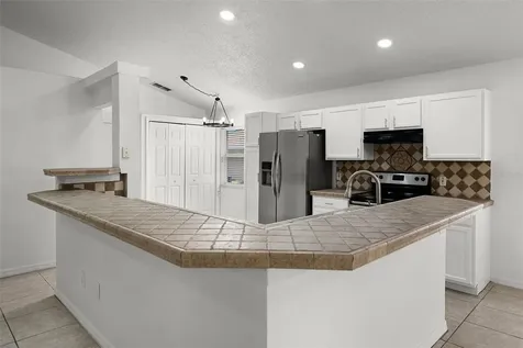 142 Stonegate Pass Davenport FL 33897