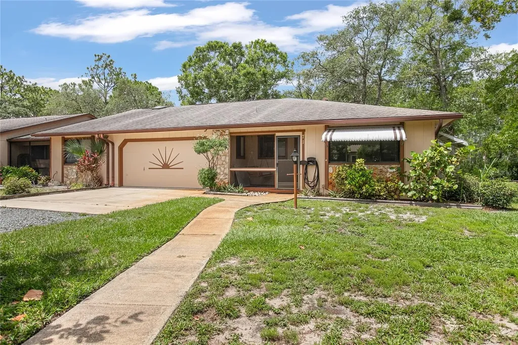 71 Crooked Pine Road Port Orange FL 32128
