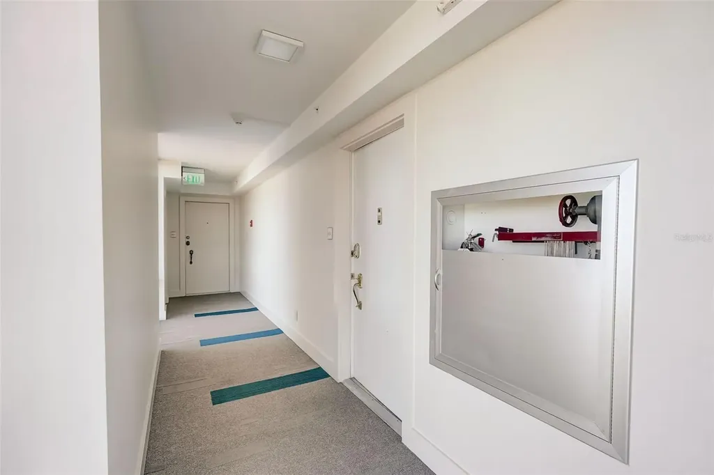 2425 Gulf Of Mexico Drive Longboat Key FL 34228