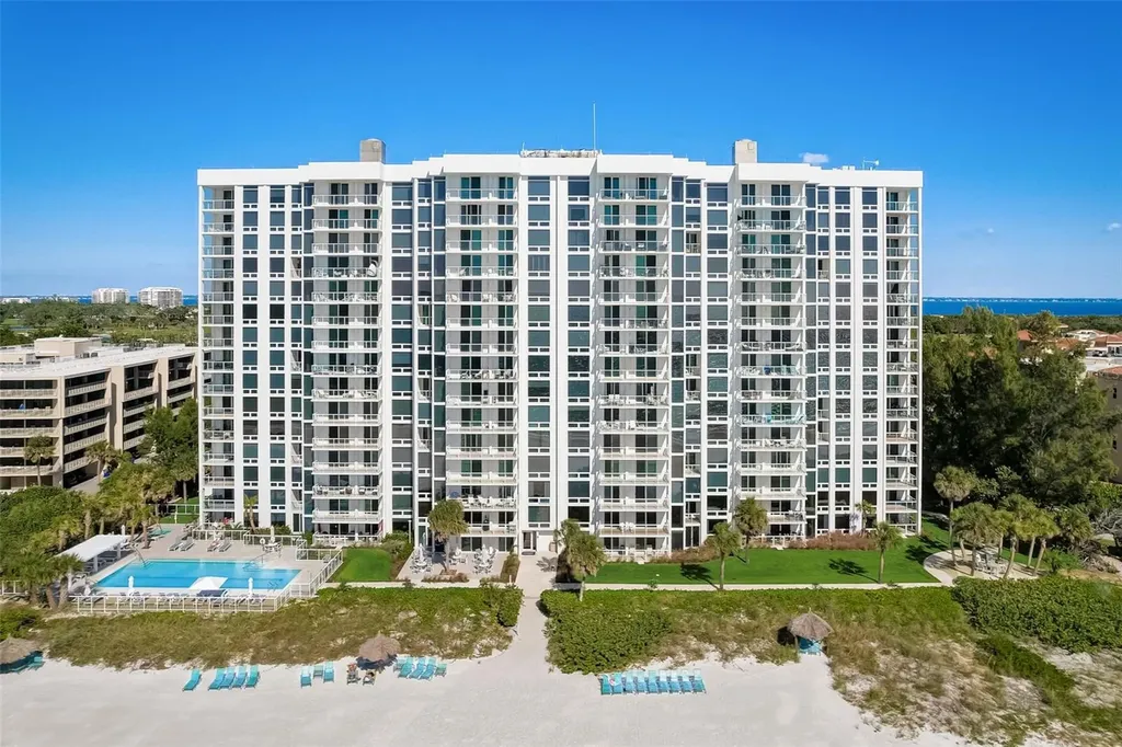 2425 Gulf Of Mexico Drive Longboat Key FL 34228