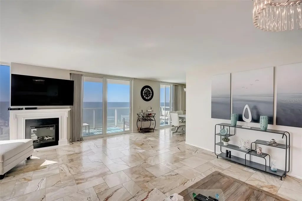 2425 Gulf Of Mexico Drive Longboat Key FL 34228