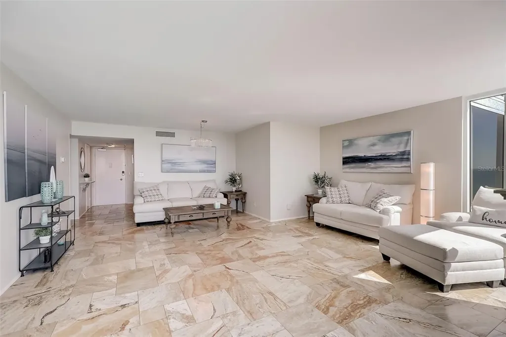 2425 Gulf Of Mexico Drive Longboat Key FL 34228