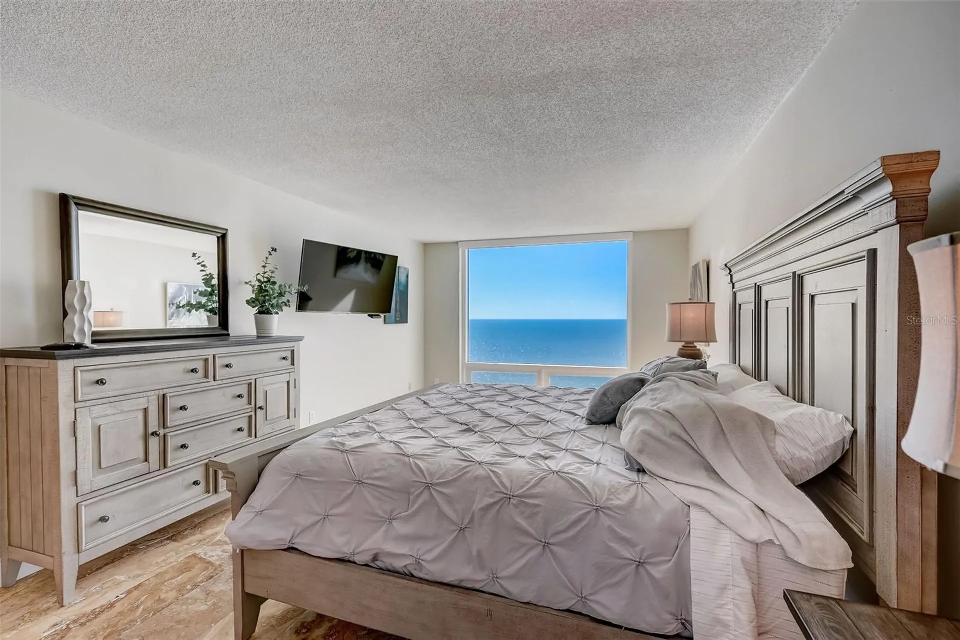 2425 Gulf Of Mexico Drive Longboat Key FL 34228
