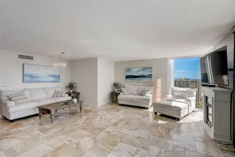 2425 Gulf Of Mexico Drive Longboat Key FL 34228