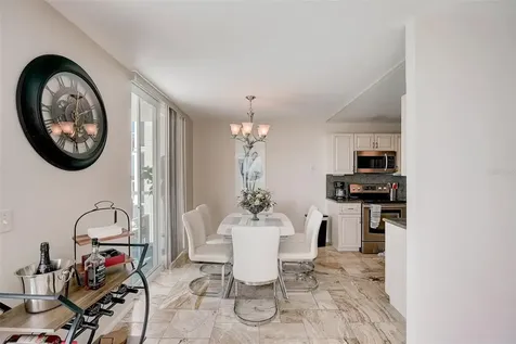 2425 Gulf Of Mexico Drive Longboat Key FL 34228