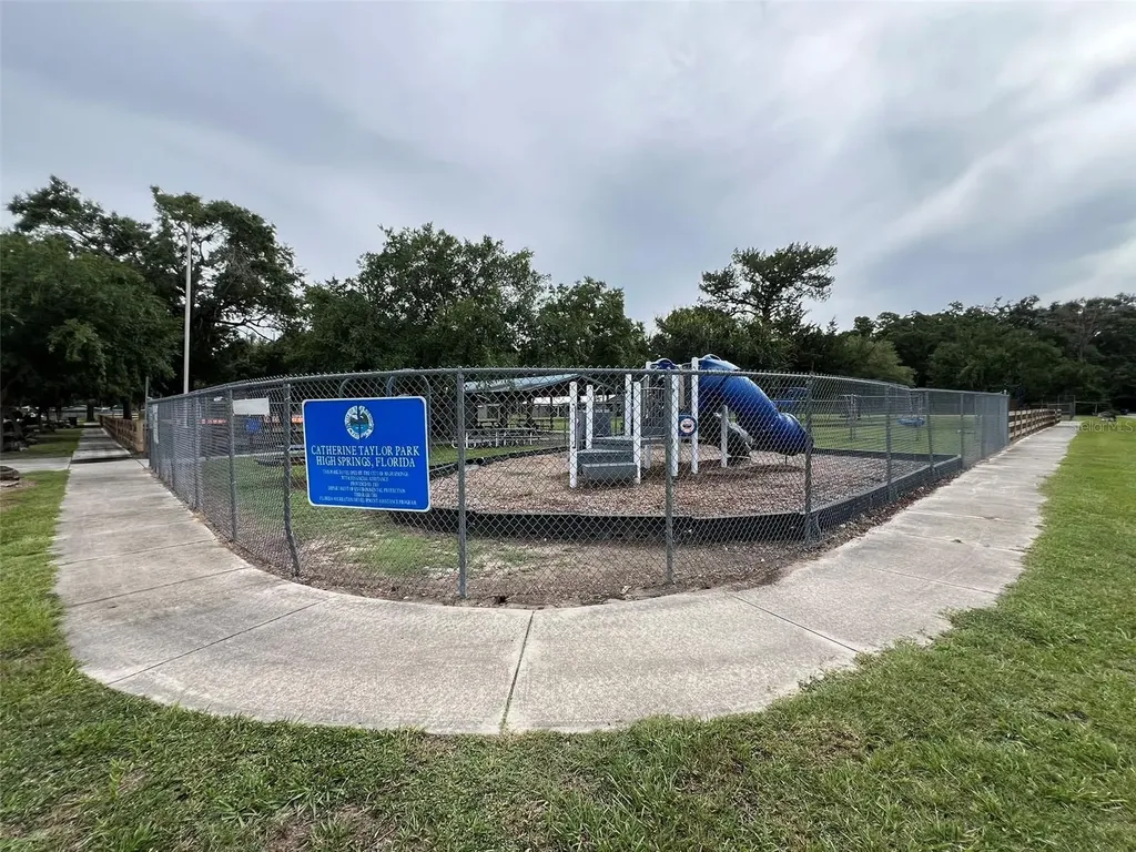 18210 Douglass Street High Springs FL 32643