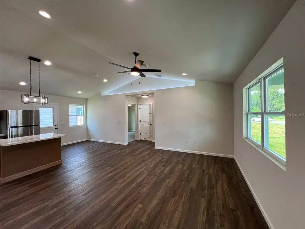 18210 Douglass Street High Springs FL 32643