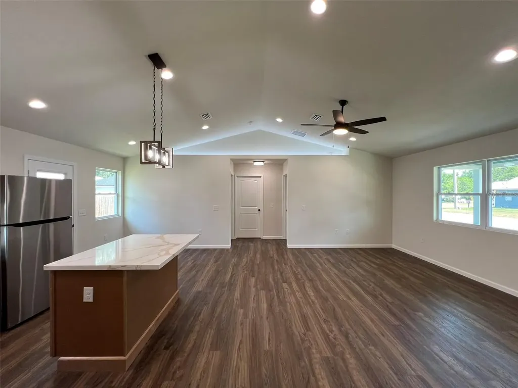 18210 Douglass Street High Springs FL 32643