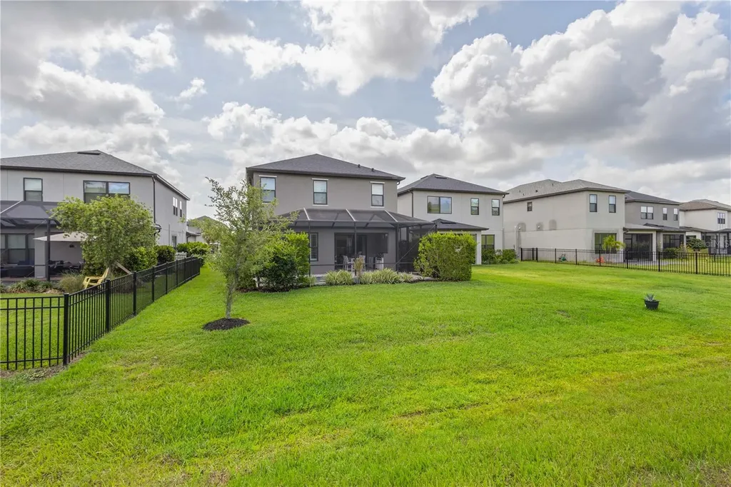5532 Summit Glen Bradenton FL 34203