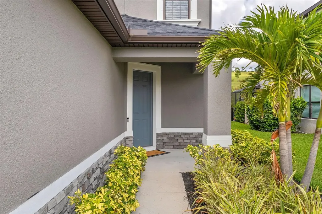 5532 Summit Glen Bradenton FL 34203