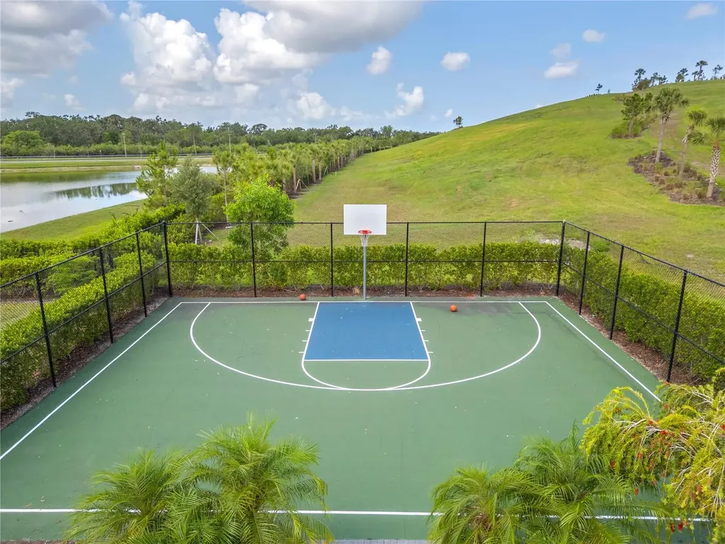 5532 Summit Glen Bradenton FL 34203